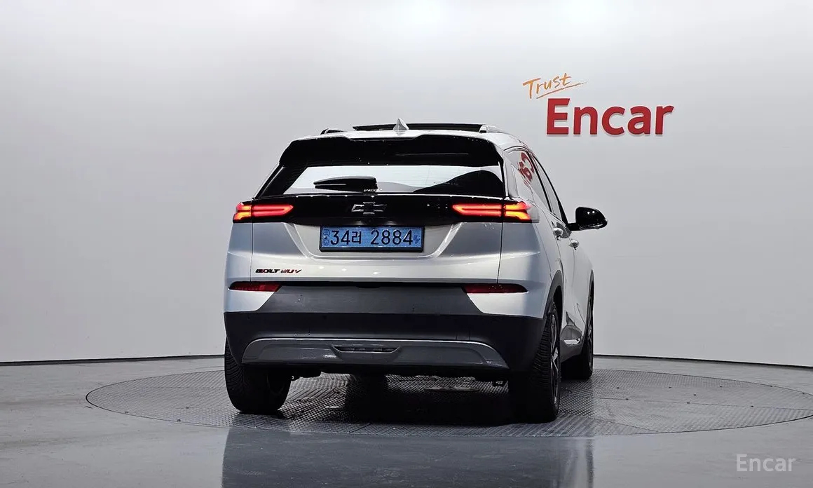 Фото 4 - Chevrolet Bolt EUV