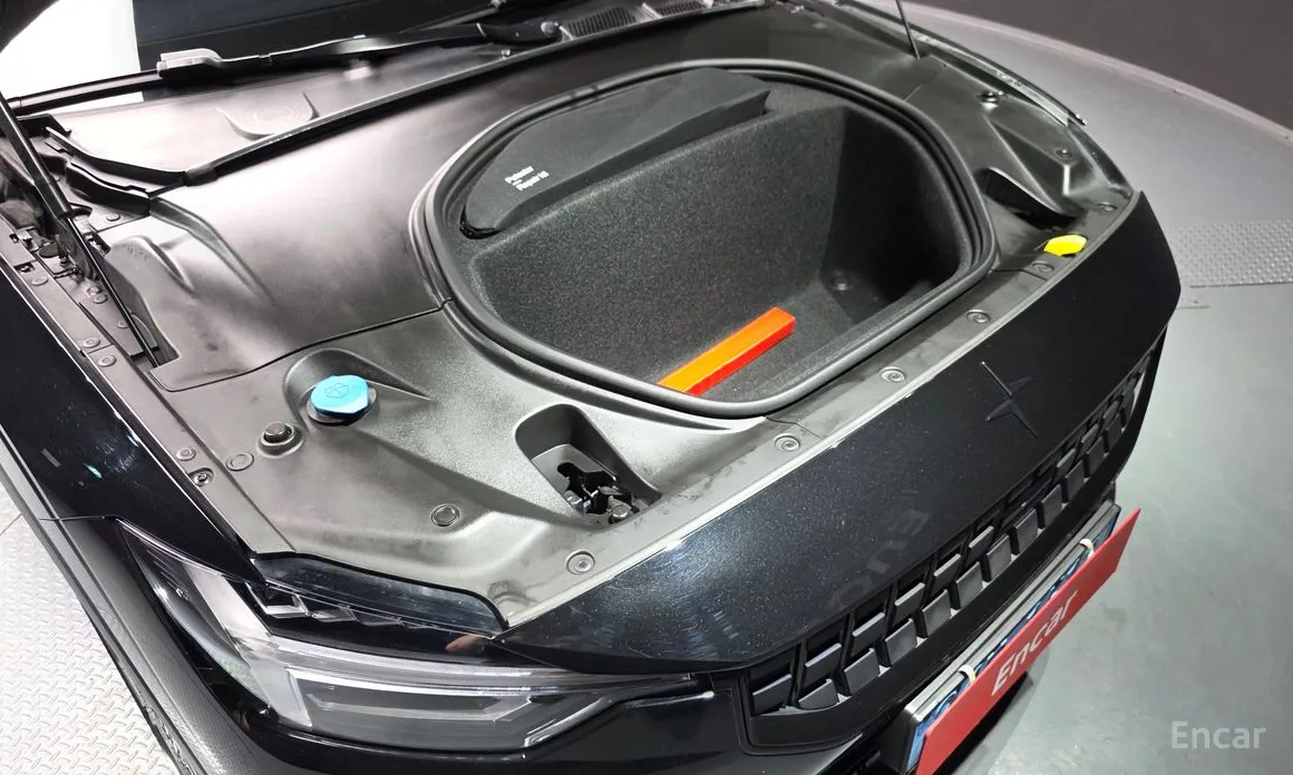 Фото 6 - Polestar 2