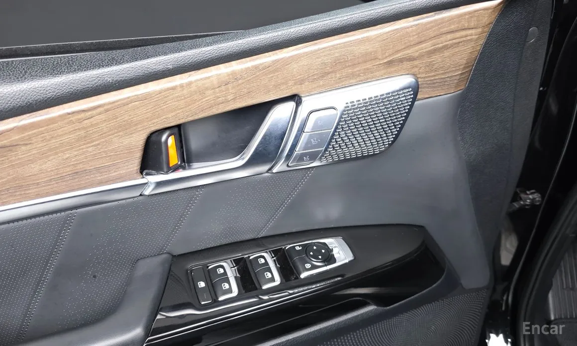 Photo 18 - Kia Mohave