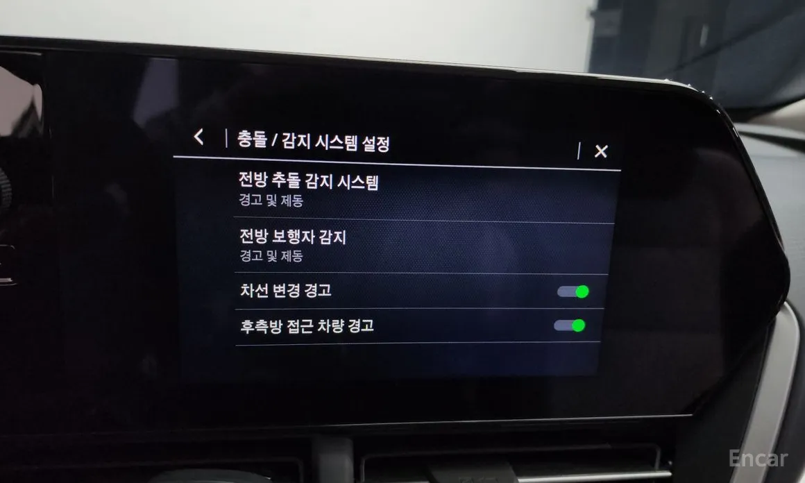 Фото 17 - Chevrolet Trax