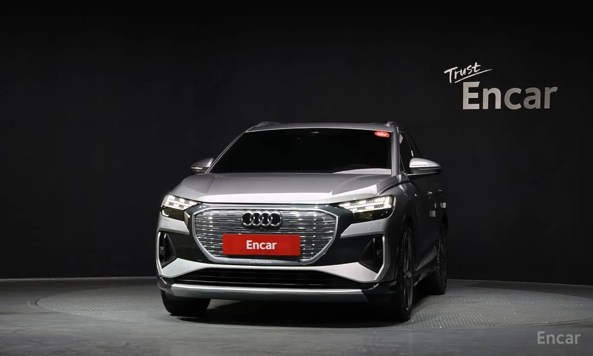 Фото 3 - Audi Q4 e-tron