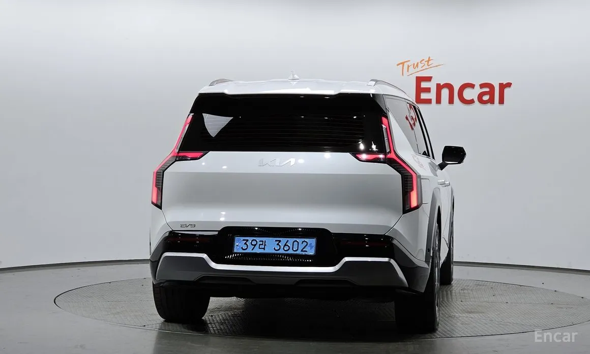 Фото 4 - Kia EV9