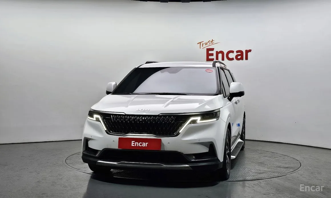 Фото 3 - Kia Carnival