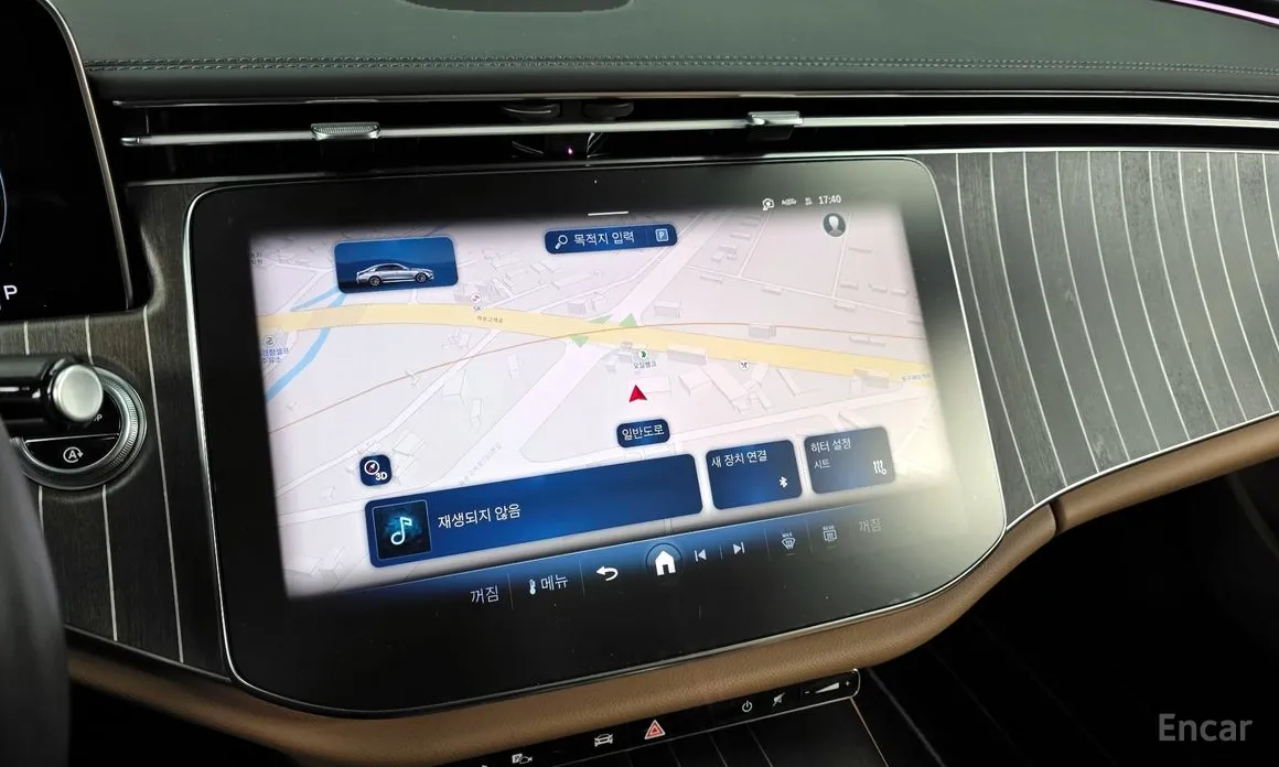 Фото 14 - Mercedes-Benz E-Class