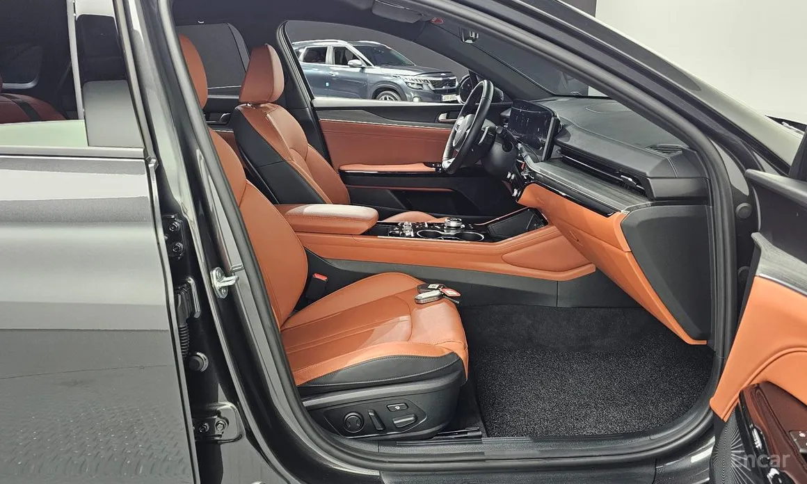 Фото 11 - Kia K5