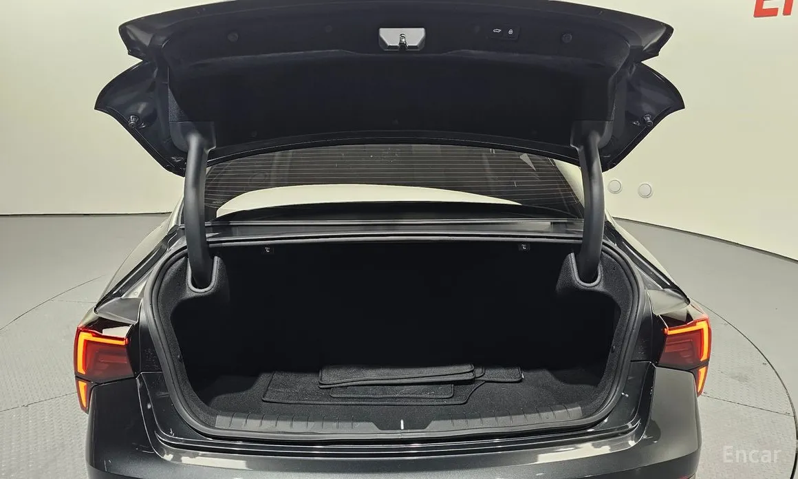 Фото 20 - Kia K5