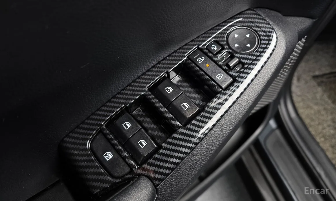 Фото 14 - Kia Seltos