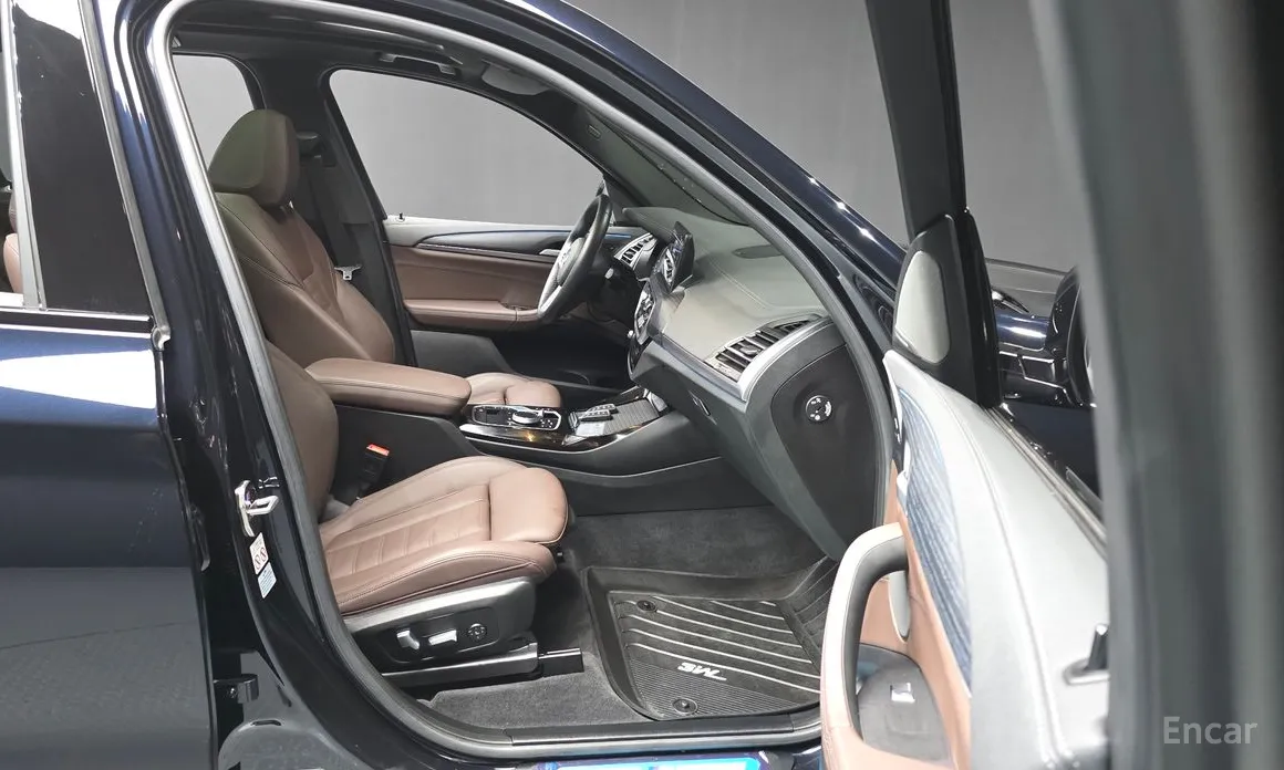 Фото 11 - BMW iX3