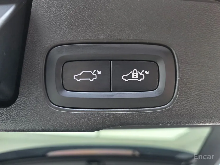 Фото 19 - Volvo XC60