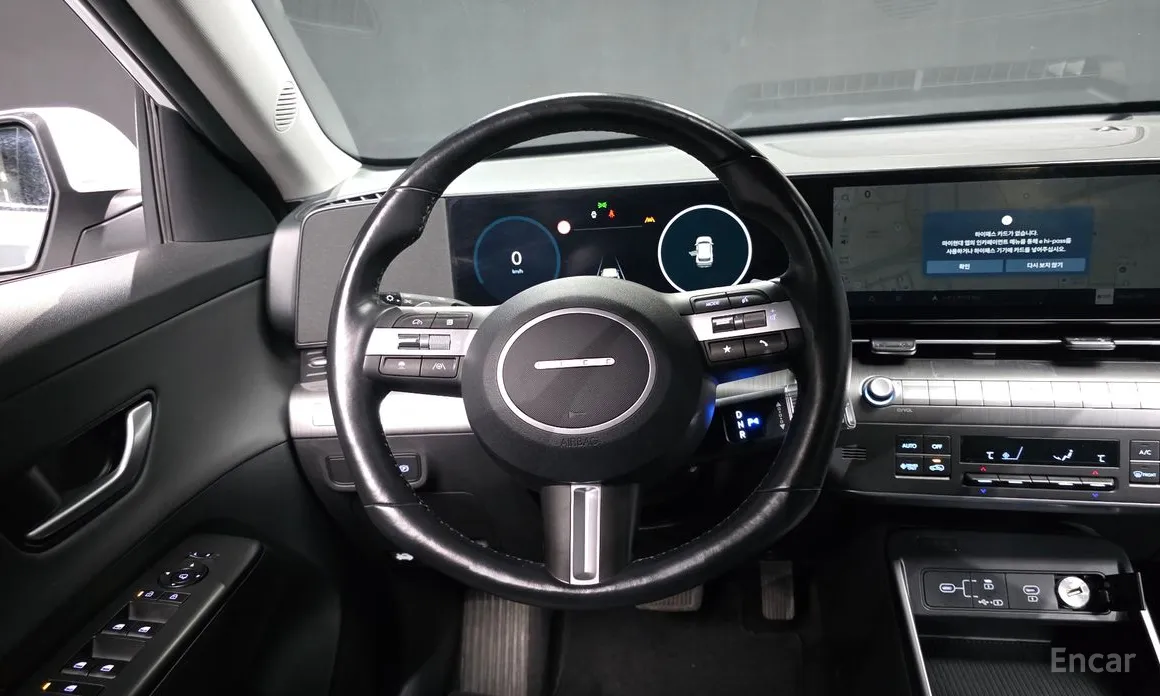 Фото 13 - Hyundai Kona