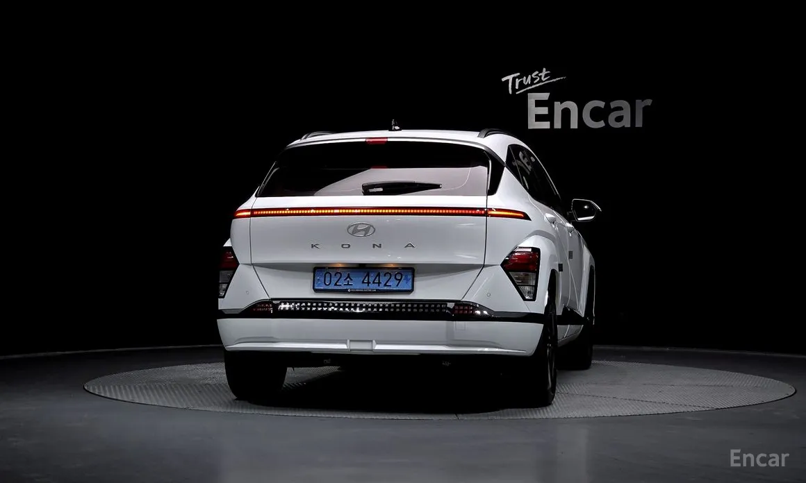 Фото 4 - Hyundai Kona