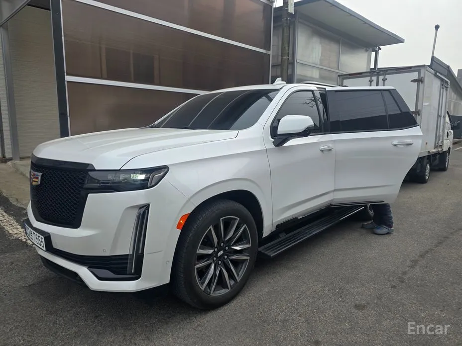 Фото 3 - Cadillac Escalade