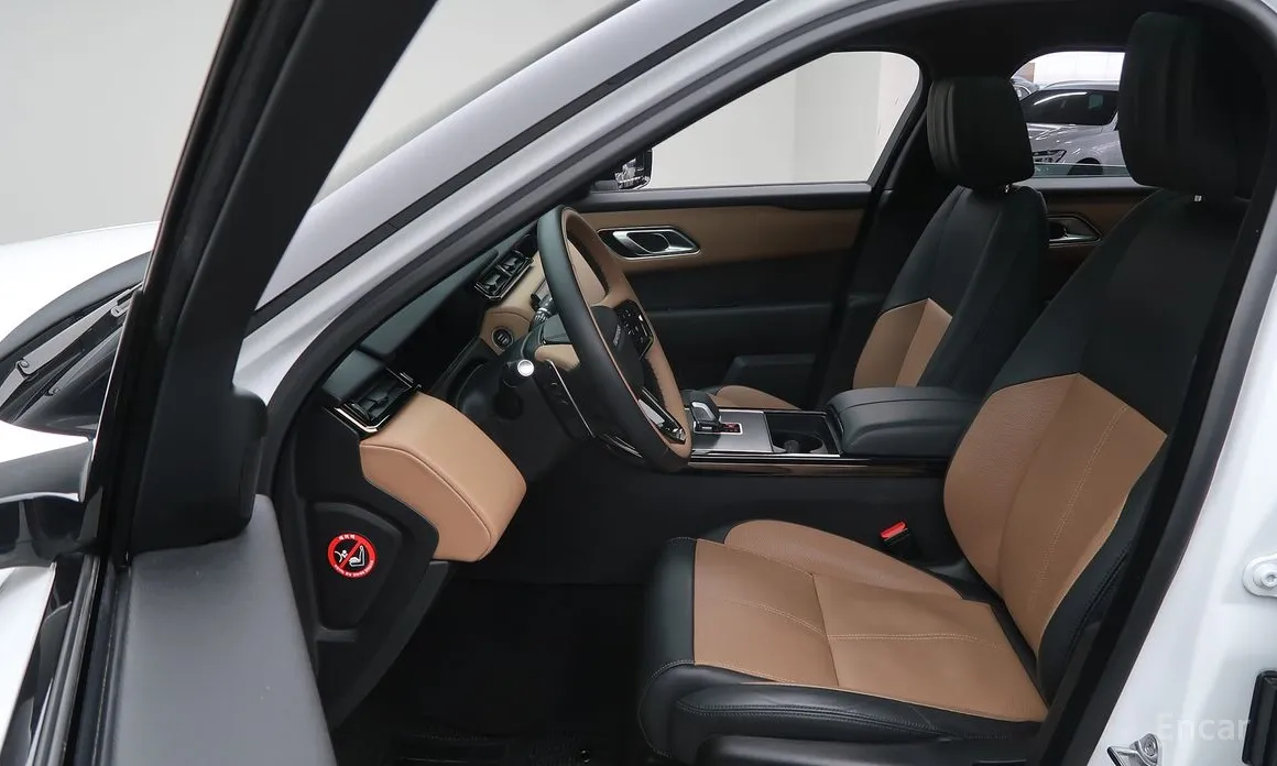 Фото 10 - Land Rover Range Rover Velar