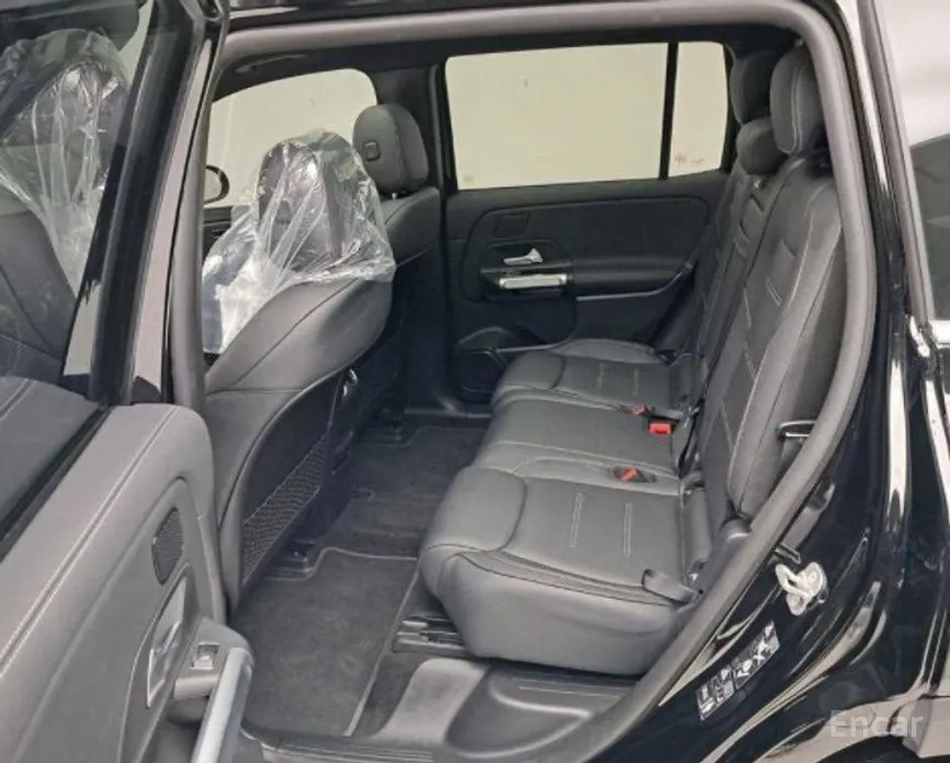 Фото 12 - Mercedes-Benz EQB