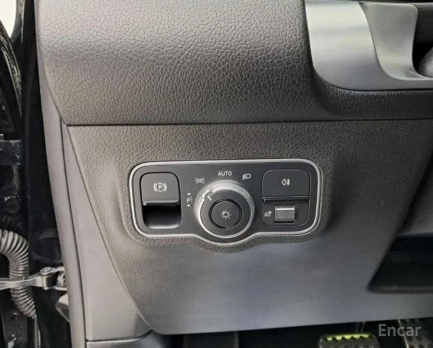 Фото 13 - Mercedes-Benz EQB