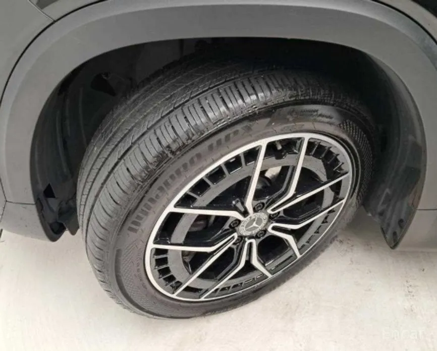 Фото 20 - Mercedes-Benz EQB