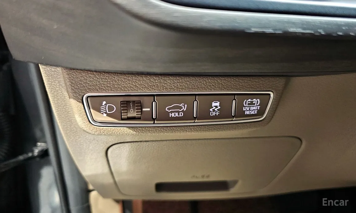 Фото 14 - Kia K8