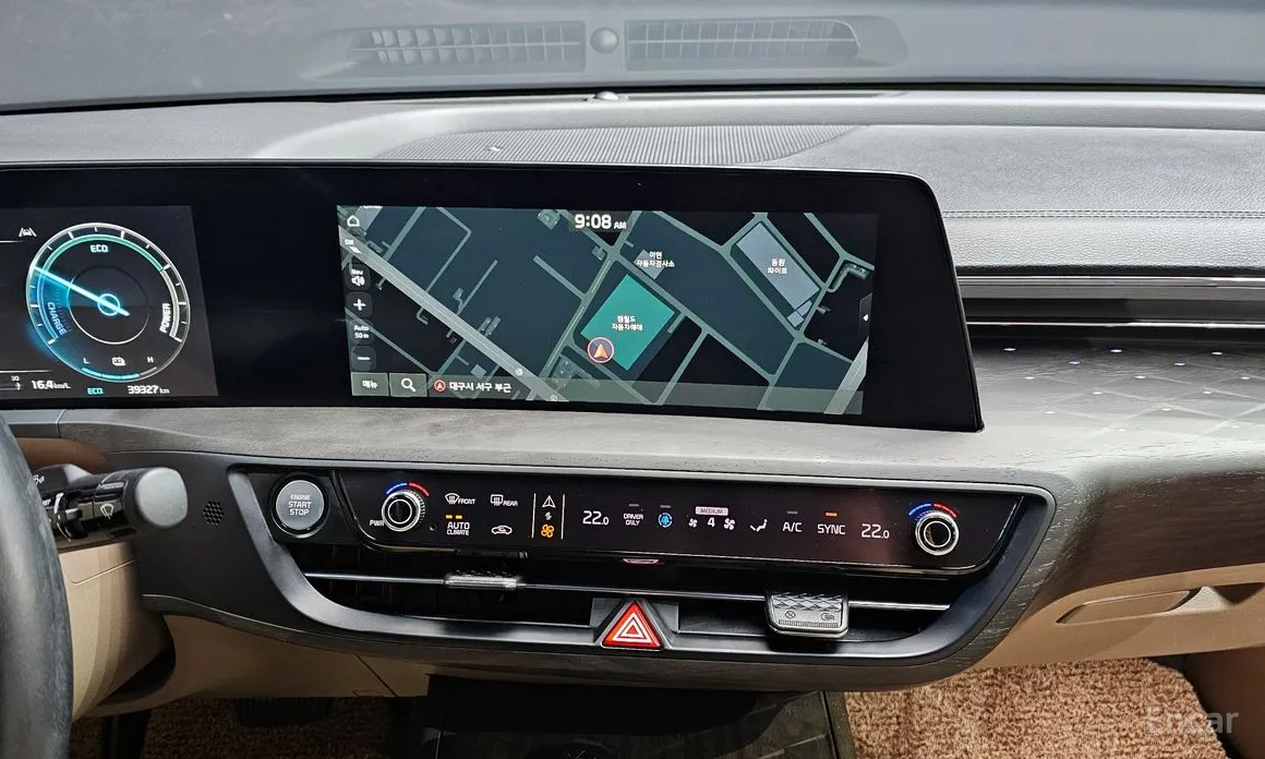 Фото 15 - Kia K8