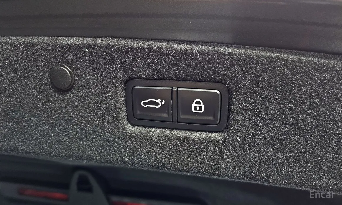 Фото 17 - Kia K8