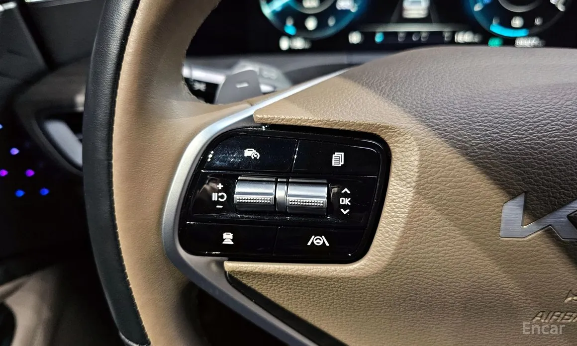 Фото 18 - Kia K8