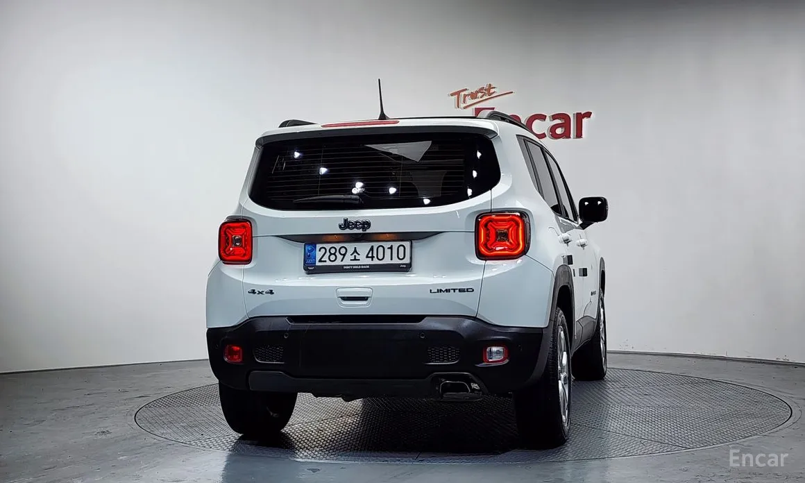 Фото 4 - Jeep Renegade