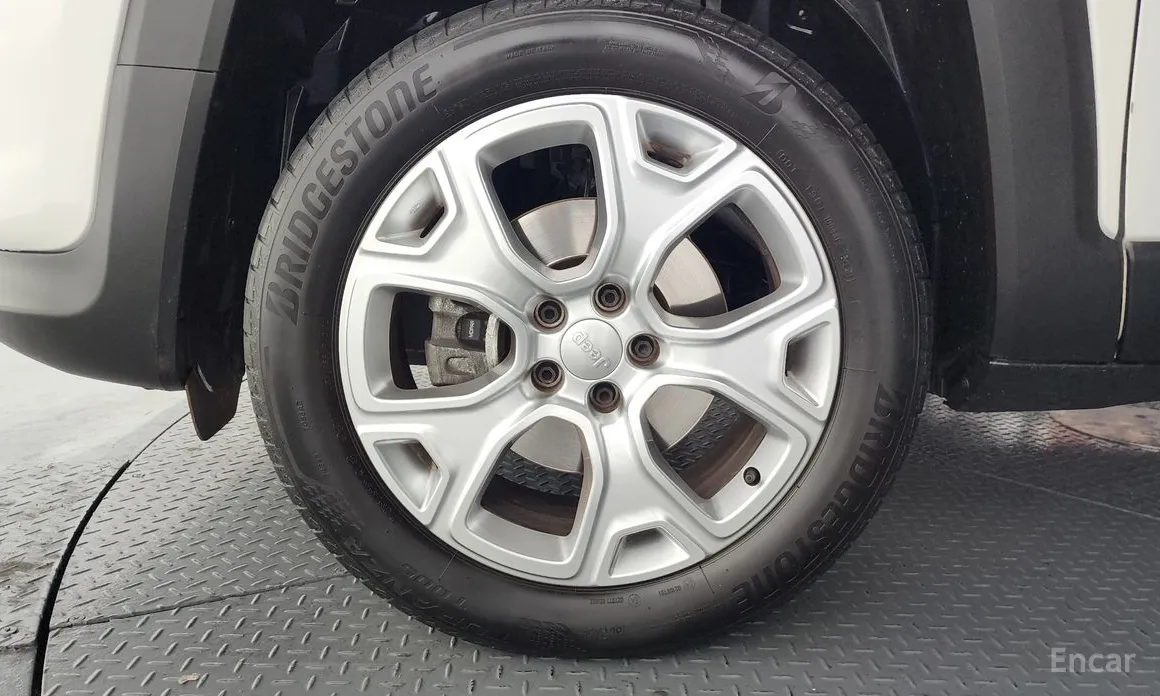 Фото 5 - Jeep Renegade