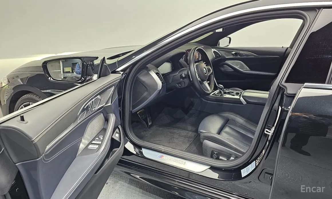 Фото 10 - BMW 8 Series