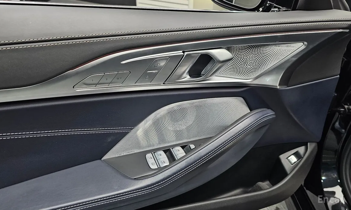 Фото 16 - BMW 8 Series