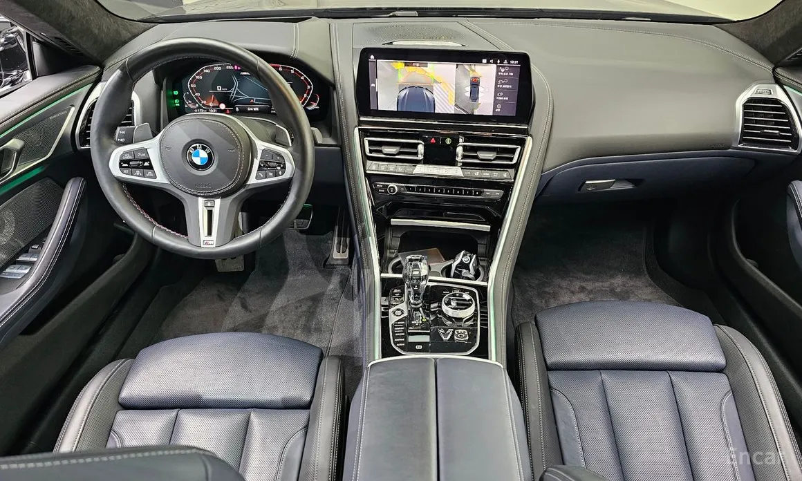 Фото 7 - BMW 8 Series