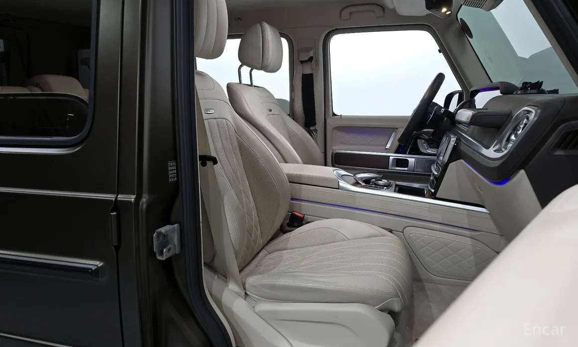 Фото 10 - Mercedes-Benz G-Class