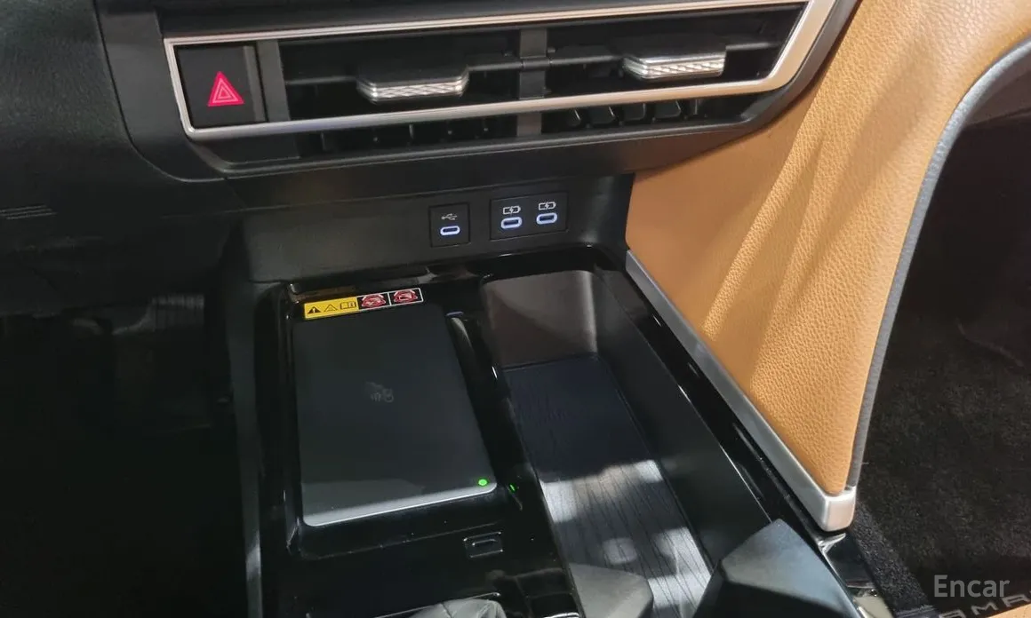 Фото 12 - Toyota Camry