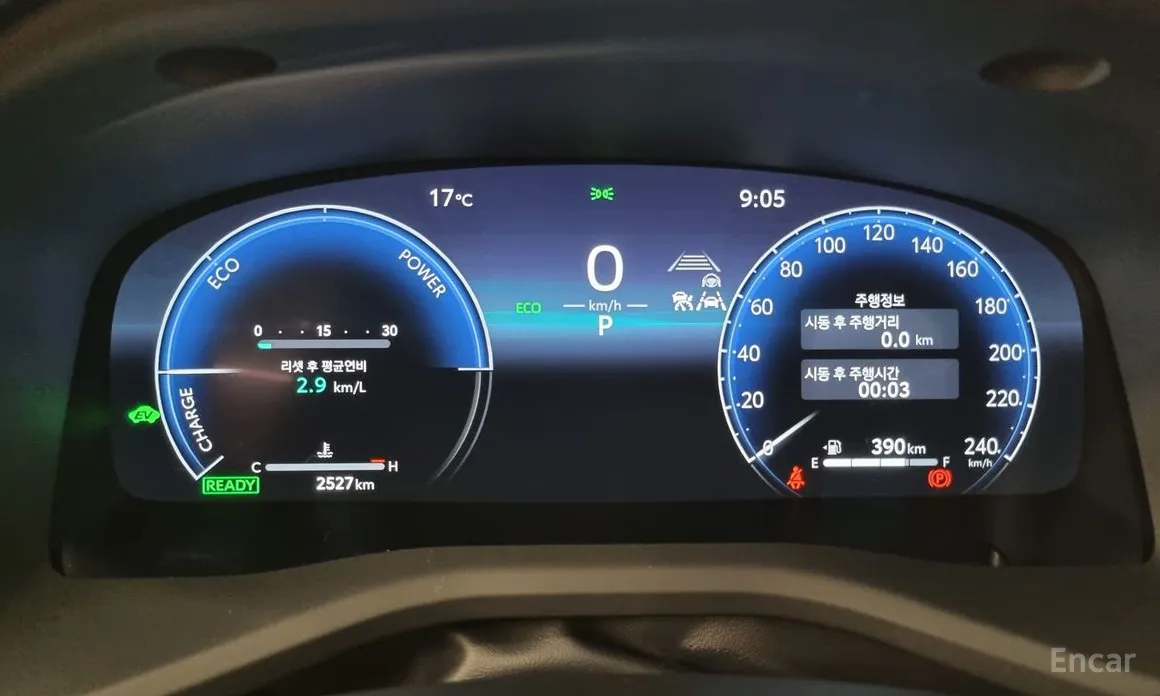 Фото 8 - Toyota Camry