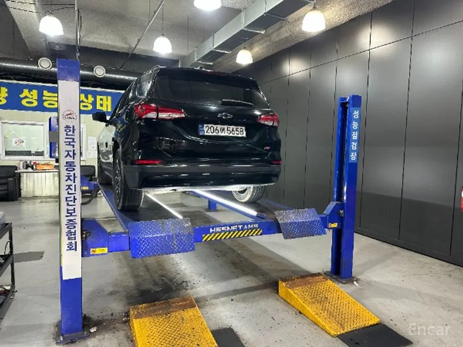 Фото 2 - Chevrolet Equinox