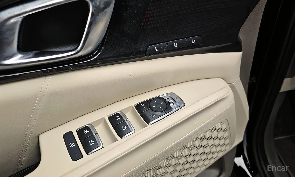 Фото 17 - Kia Carnival