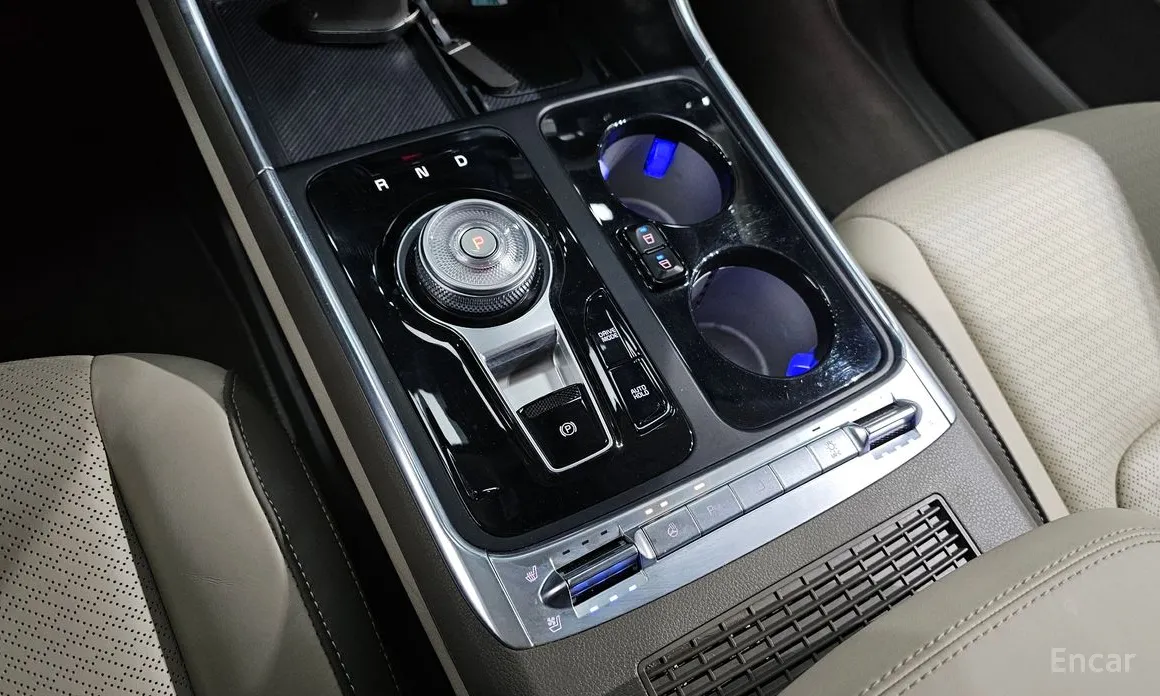 Фото 9 - Kia Carnival