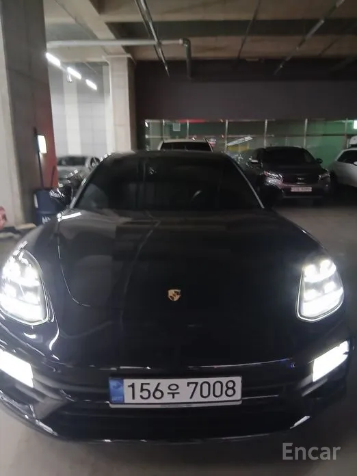 Porsche Panamera 2017 2.9 AWD Platinum Edition