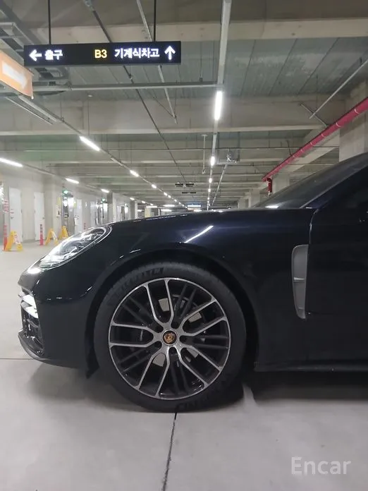 Porsche Panamera 2017 2.9 AWD Platinum Edition