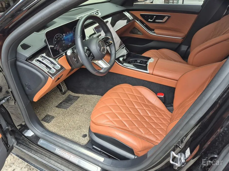 Фото 10 - Mercedes-Benz S-Class