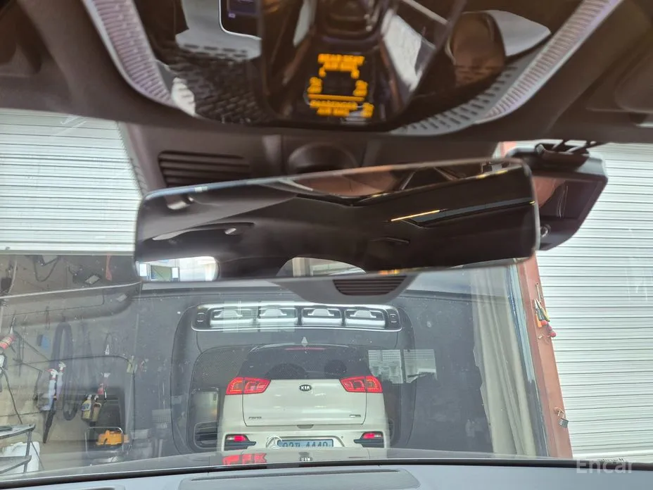 Фото 15 - Mercedes-Benz S-Class