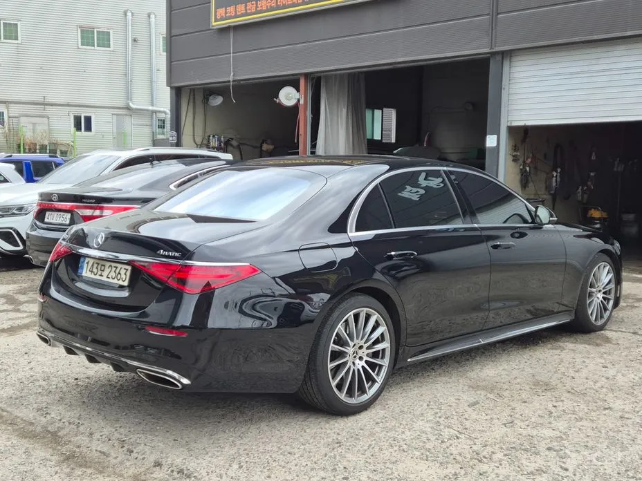 Фото 4 - Mercedes-Benz S-Class