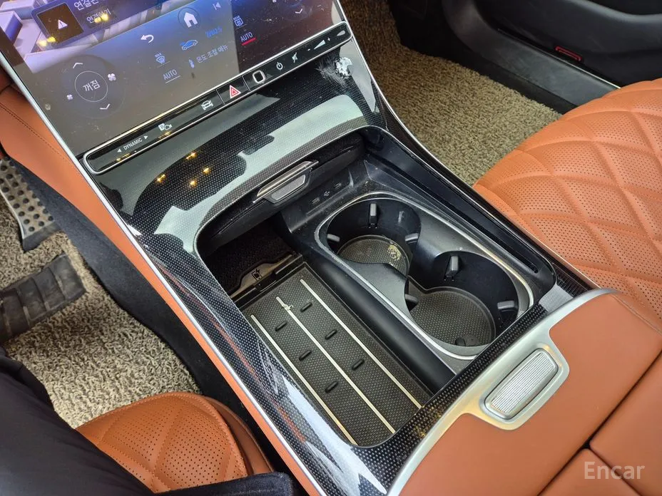 Фото 9 - Mercedes-Benz S-Class