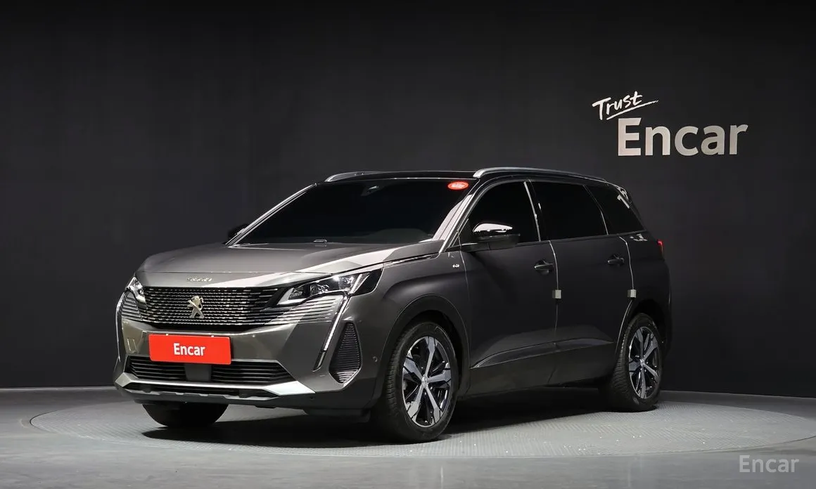 Фото 1 - Peugeot 5008