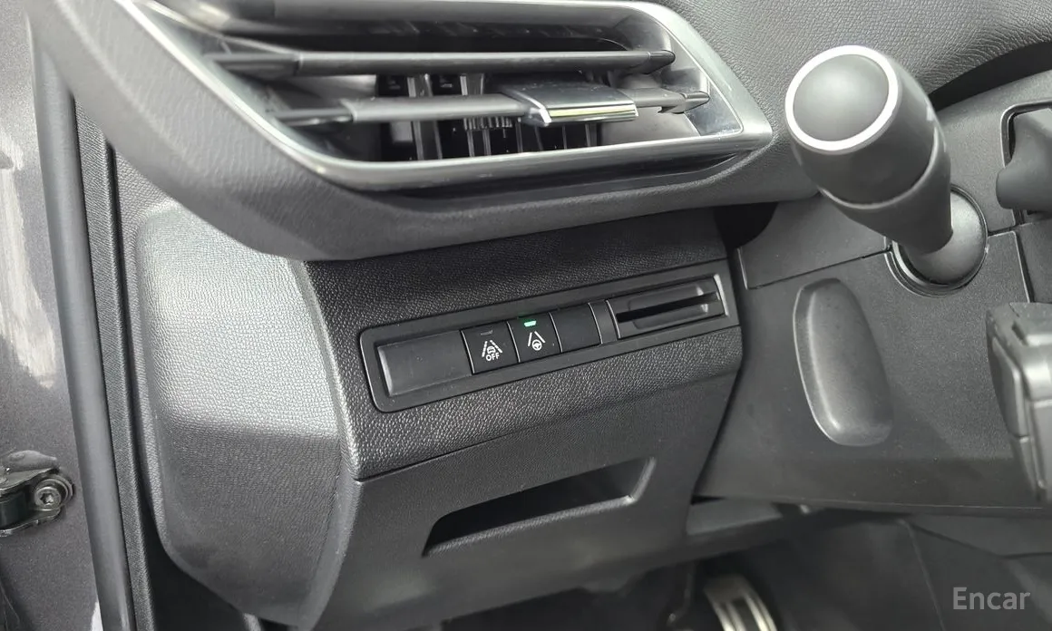 Фото 17 - Peugeot 5008