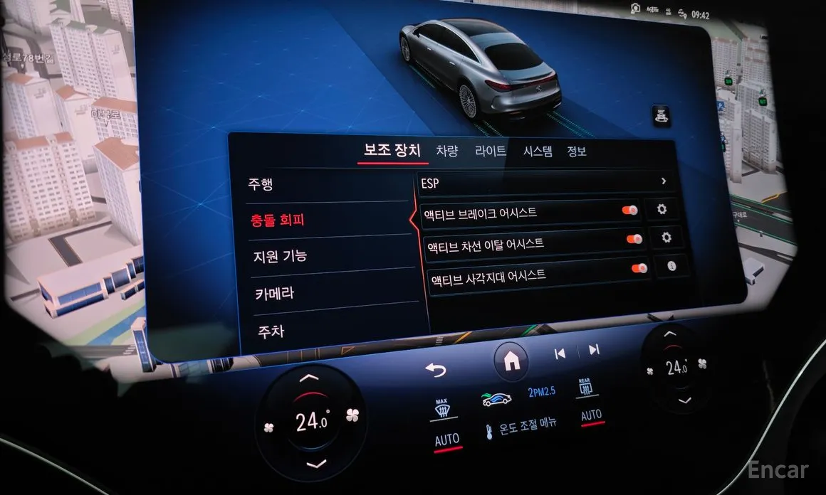 Фото 16 - Mercedes-Benz EQS