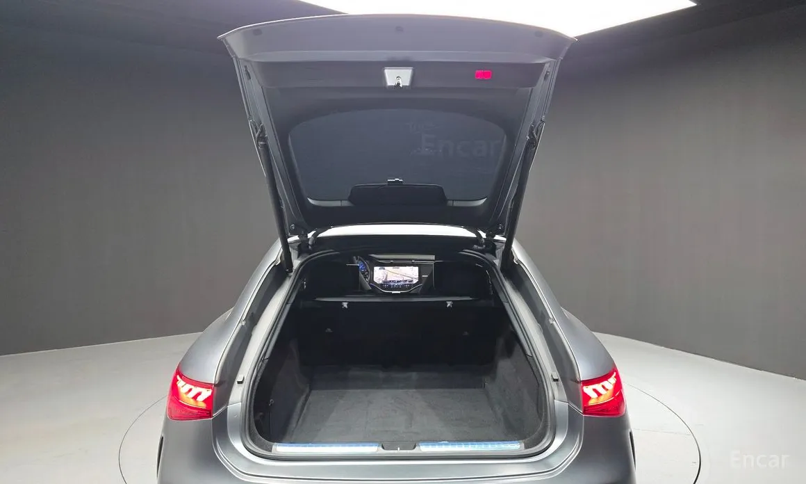 Фото 20 - Mercedes-Benz EQS