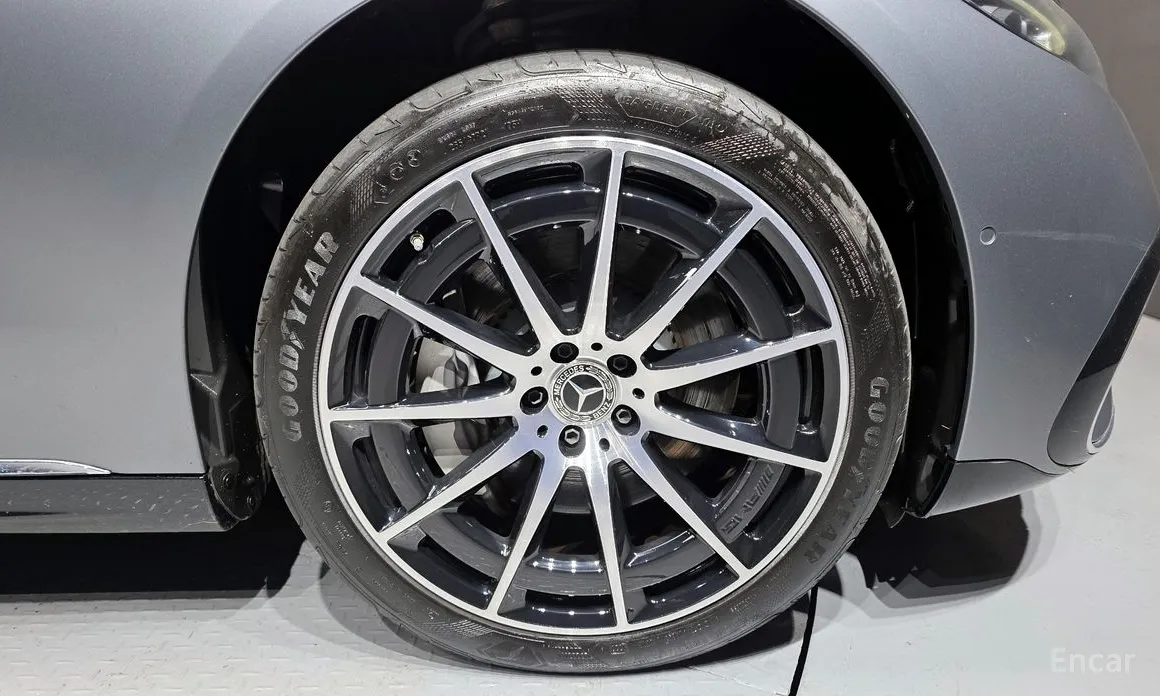 Фото 5 - Mercedes-Benz EQS