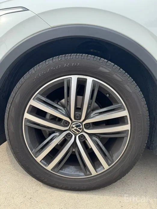 Фото 7 - Volkswagen Tiguan