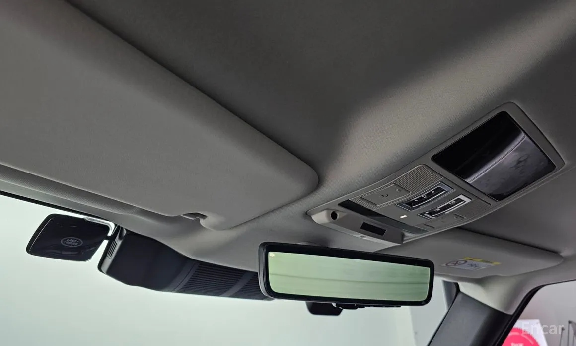 Фото 16 - Land Rover Defender