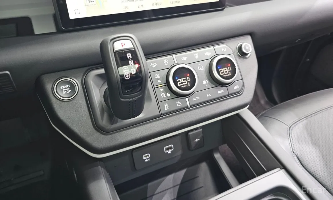 Фото 17 - Land Rover Defender