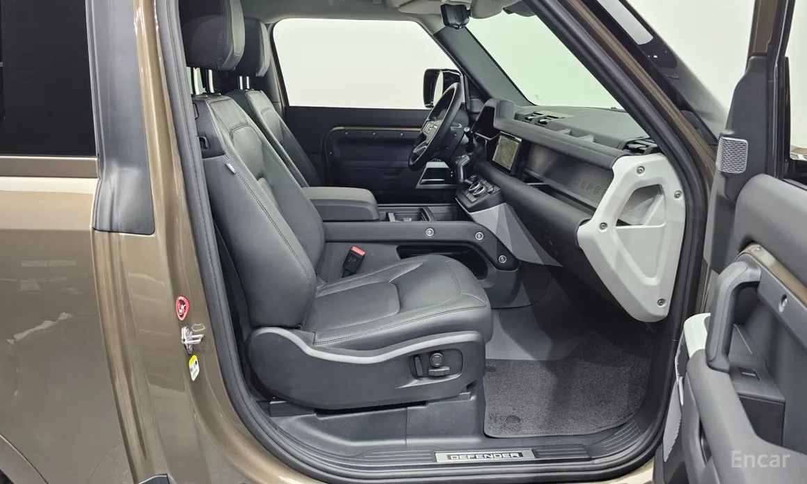 Фото 3 - Land Rover Defender